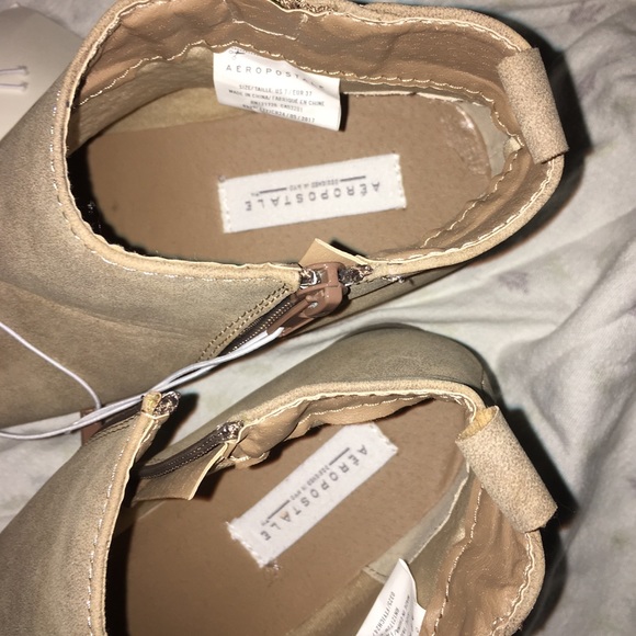 Cute tan booties - Picture 6 of 6